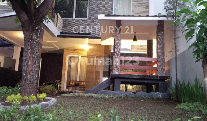 Rumah di Komplek Cluster 2 Lantai Dekat Transmart Cibubur S9473
