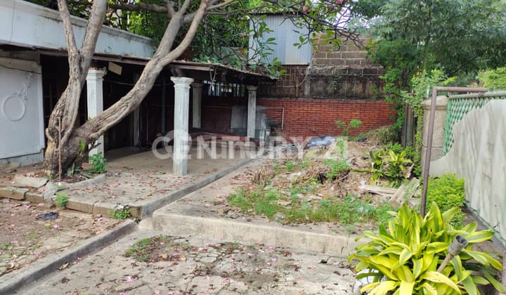 Tanah Dan Bangunan Bebas Banjir Di Kayu Putih S7470