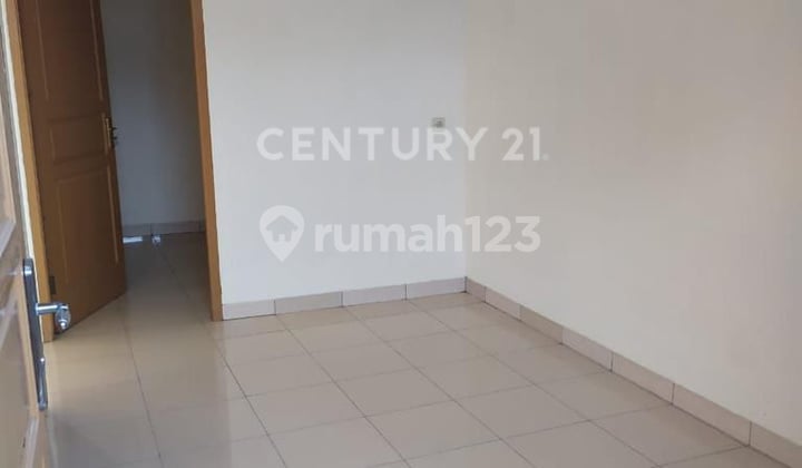 Kost 13 Room Strategically Located in Jatiwaringin Bekasi S8902