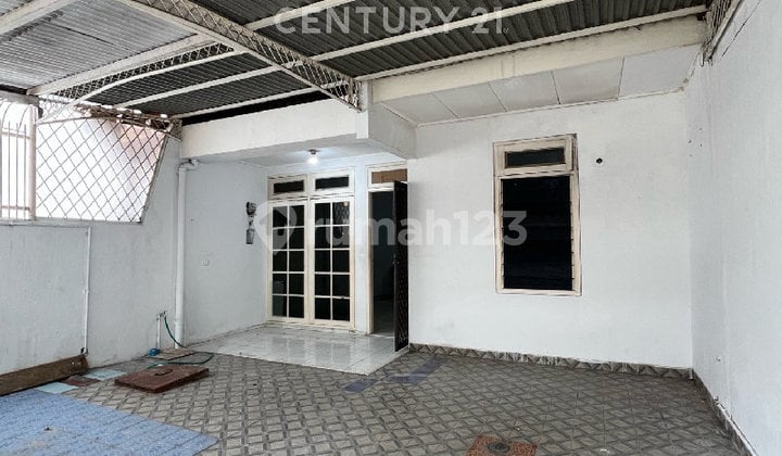 1½-Story House Price Close to NJOP Strategic in Sunter S9216