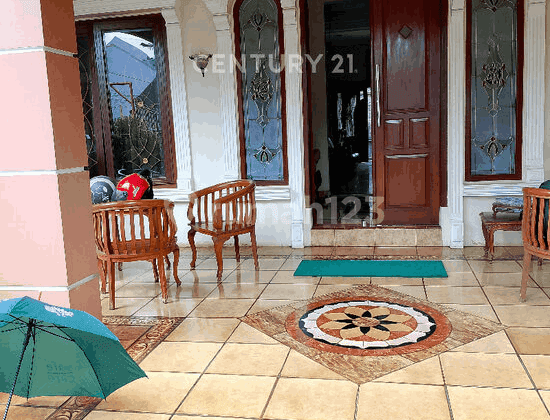 Rumah Semi Mewah Dalam Komplek Perumahan di Jakamulya S9569