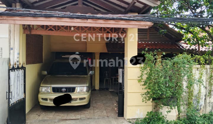 Rumah Strategies Pinggir Jalan Besar di Kramat Jati, Jaktim S9392