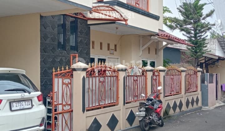 Rumah 2 Lantai Lokasi Strategis Di Cijantung S9137