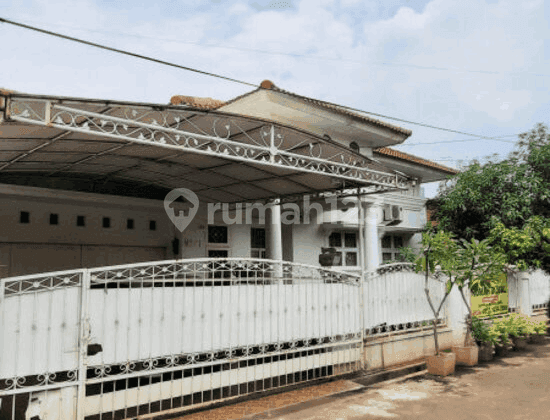 Rumah Hook Di Taman Galaxy Indah Bekasi Selatan S9161