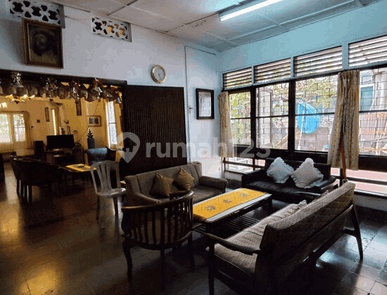 Rumah Dalam Area Tenang Tidak Banjir Di Senen S7949