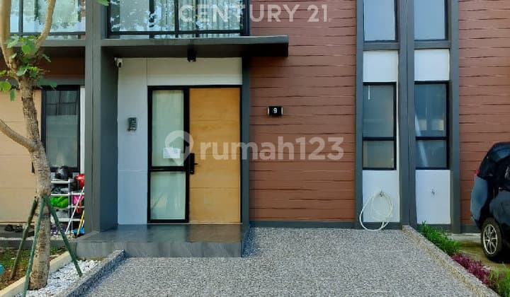 Rumah Baru 2 Lantai Lokasi Strategis di Karawaci S9399