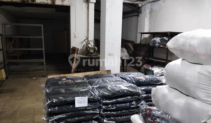 Pabrik Ex Konveksi + 2 Rumah Tinggal Di Sayap Turangga