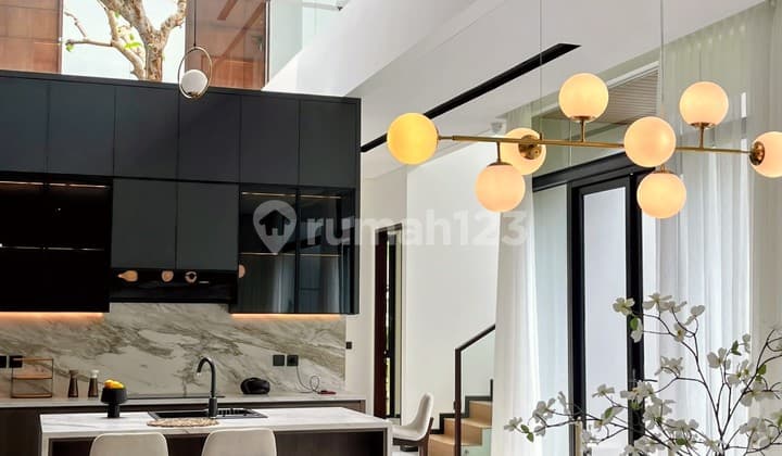 Rumah Baru Furnished di Kota Baru Parahyangan