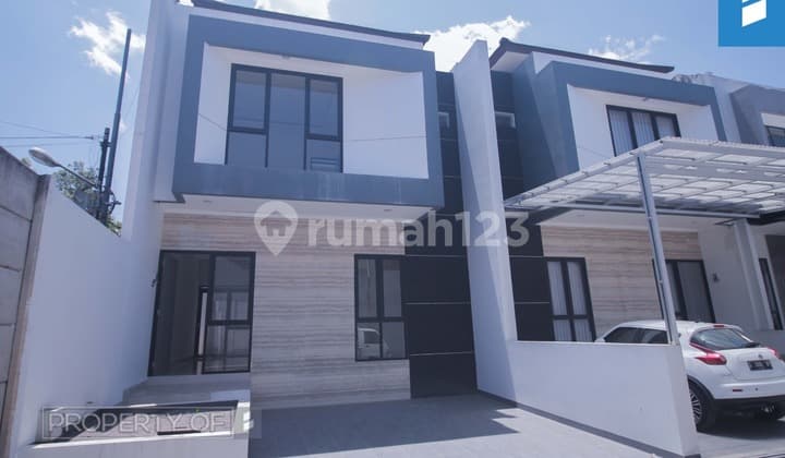 Rumah Baru 2 Lantai Minimalis Modern Sayap Setraduta