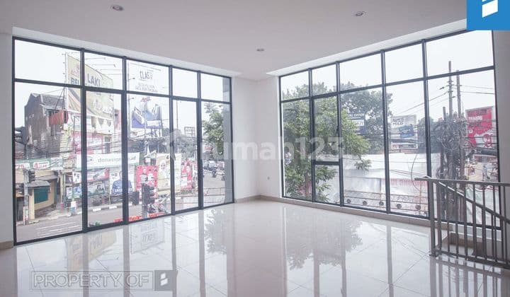 Ruang Usaha super strategis cocok utk showroom dll di mainroad Gatsu