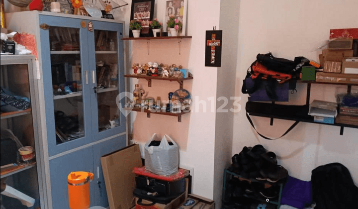 Rumah Cluster di Mekar Wangi, Semi Furnished, Dekat Mall