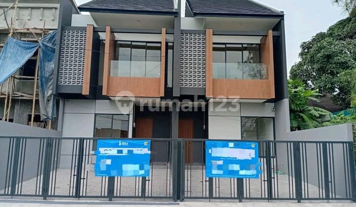 Runah Baru Spek Premiun di Mekar Wangi Clister Depan