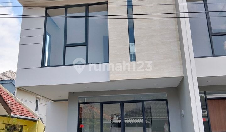 Rumah Baru 2 Lantai di Sayap Leuwipanjang