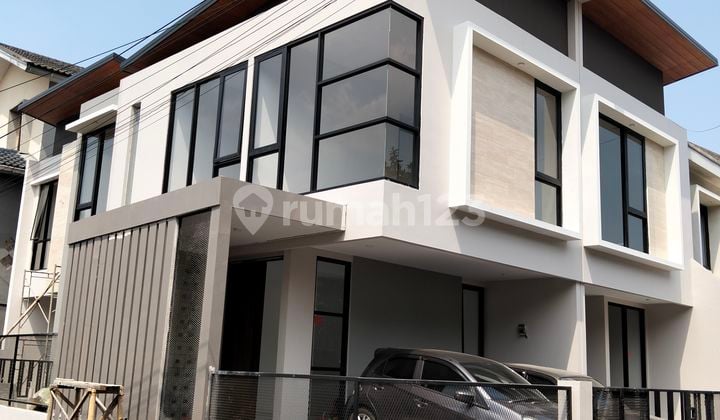 Rumah Baru 2 Lantai Shm Hadap Timur Di Sayap Leuwipanjang