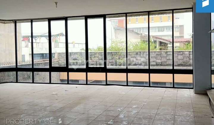Ruko 3 Lantai Jenderal Sudirman Bandung SHM
