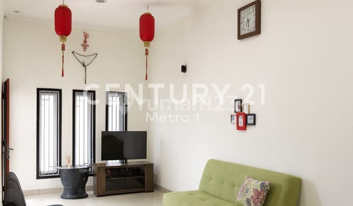 DIJUAL RUMAH 2 LANTAI SIAP HUNI DI HARAPAN INDAH MEDAN SATRIA KOTA BEKASI