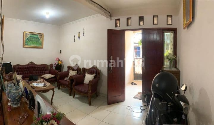 Affordable House Tomang West Jakarta