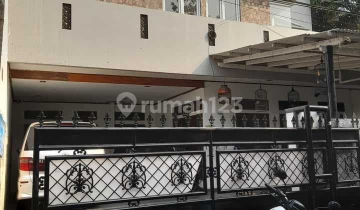Large House Pos Pengumben West Jakarta
