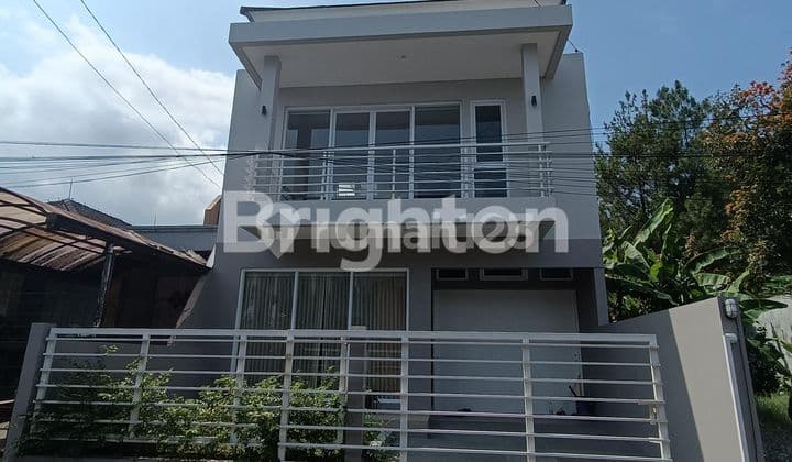 Rumah Baru style Minimalis Modern di sayap Tubagus Ismail