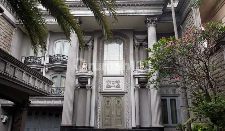 Dijual Rumah Mewah Di Lokasi Elite Siap Huni