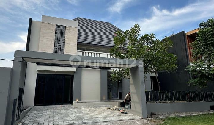 Rumah Baru Gress Minimalis Furnished Mewah Graha Famili Surabaya