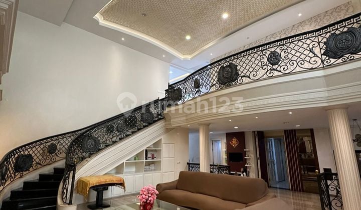 Langka!! Jarang Ada! Mewah Classic Modern Vila Bukit Mas Surabaya