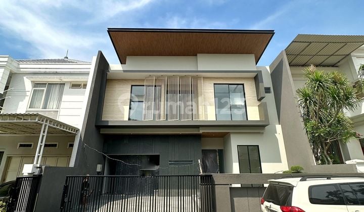 Dekat Gwalk Rumah Baru Modern Minimalis Citraland Surabaya