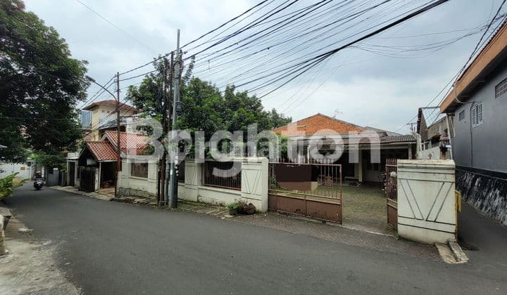 RUMAH HITUNG TANAH DI JAKARTA SELATAN