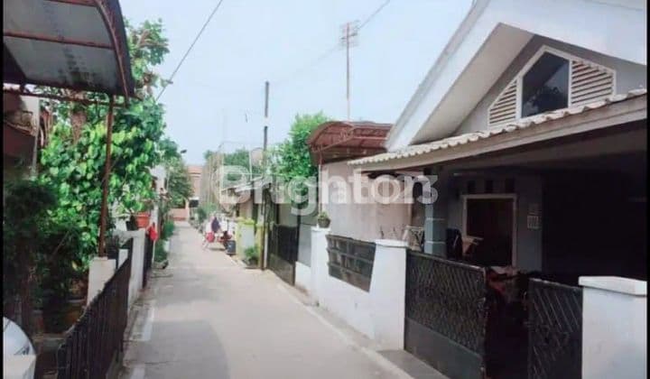 RUMAH DI DEPOK DEKAT PUSAT KOTA