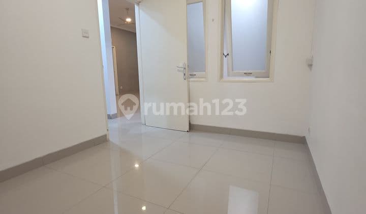 Dijual Rumah Singgasana Pradana Siap Huni