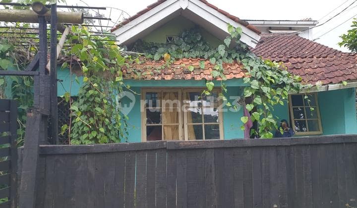 Dijual Rumah Hitung Tanah Parahyangan Kencana