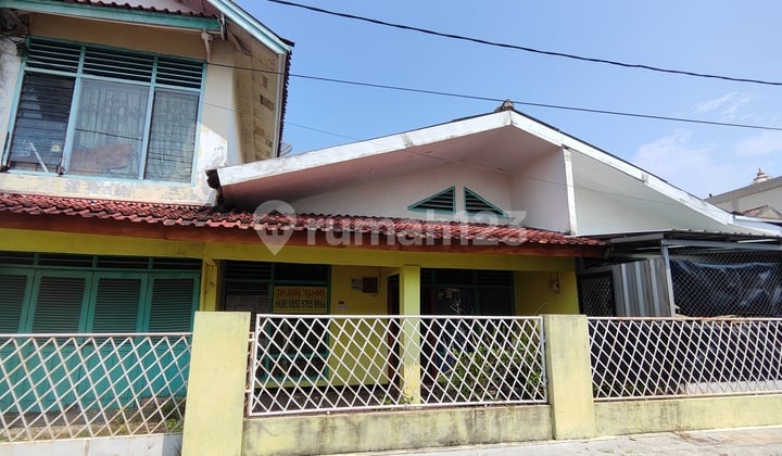 Rumah 2 Lantai dengan Luas Tanah 200 m2 di Jalan dr Harun II Bandar Lampung
