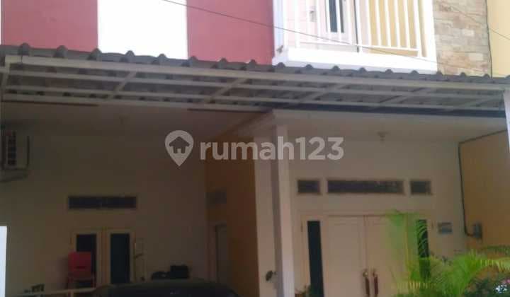 Dijual Rumah dalam Cluster di Sekitar Graha Raya