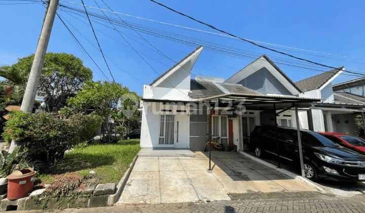 Dijual Rumah Cantik Dalam Cluster Posisi Hook Sekitar Bintaro
