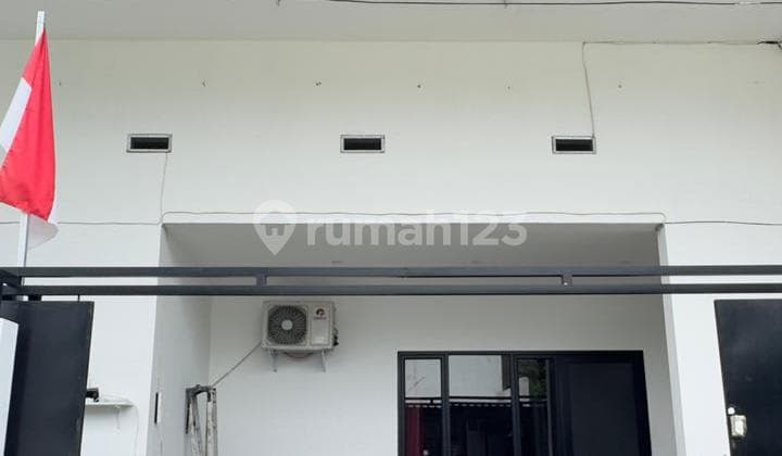 Dijual Rumah Dalam Komplek Nempel Bsd City Konsep Industrial