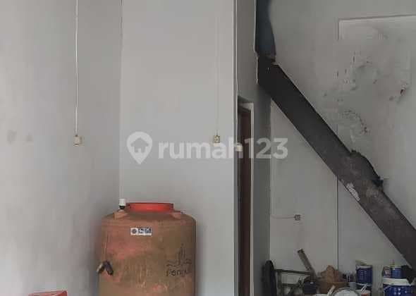 Minimalist 2-Story Shop House in Dulatip, Bandung City