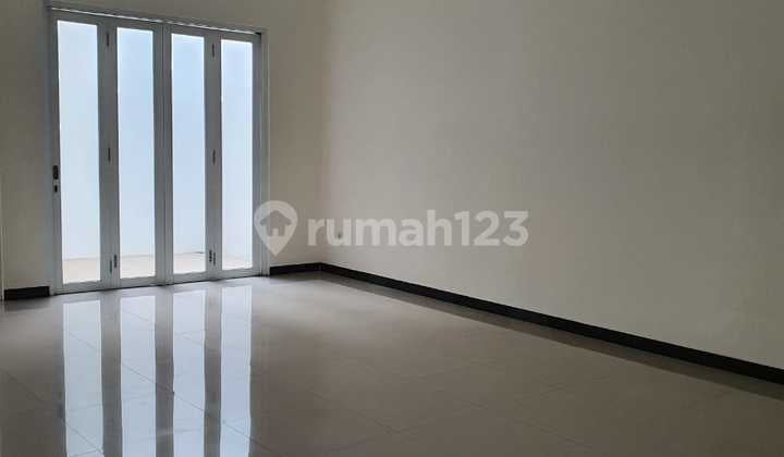 Dijual Rumah di Pinewood Tki 5 Dekat Pos Security
