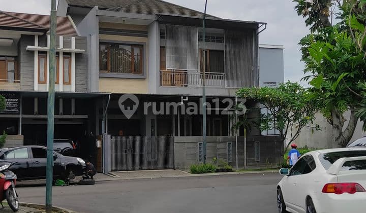 Jual Rumah Di Perumahan Singgasana Pradana