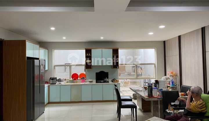 Dijual Rumah di Perumahan Istana Regency 1 Pasteur