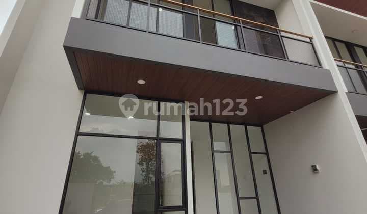 Jual Cepat Setraduta Grande Rumah Baru Dan Lux