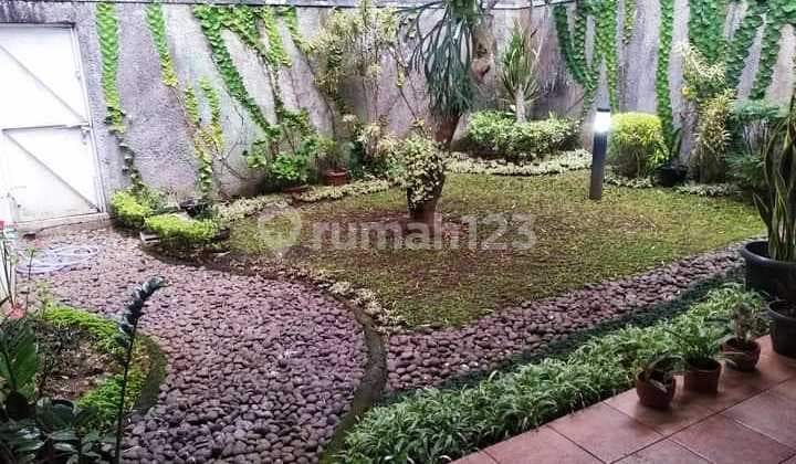 Disewakan Rumah di Setraduta Cemara