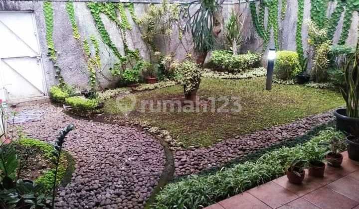 Disewakan Rumah di Setraduta Cemara