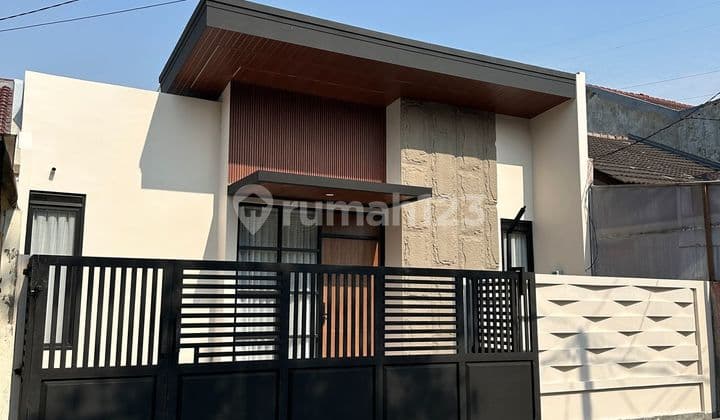 Jual Rumah Minimalis di Taman Kopo Indah Bandung