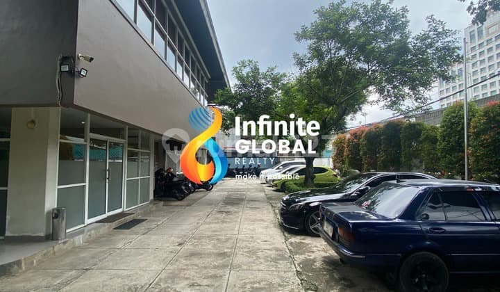 Dijual Rumah Kantor Area Kebayoran Baru Lokasi Strategis