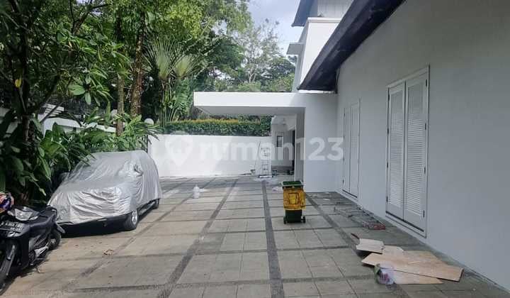 Disewakan Rumah Exclusive Kemang Dalam Area