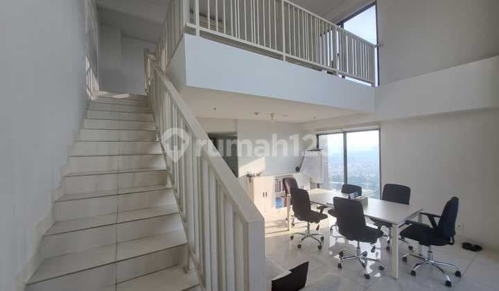 Sewa Kantor 97 M2 Semi Furnish di Soho Pancoran, Double View, Hrg Nego