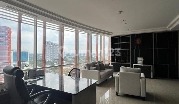 Sewa Kantor Semi Furnish 490 di South Quarter (SQ) Tower TB Simatupang
