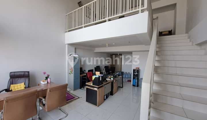 Minimalist SOHO Office Rental in Pancoran, 97 m2, Move-In Ready, Strategic Location, Negotiable.