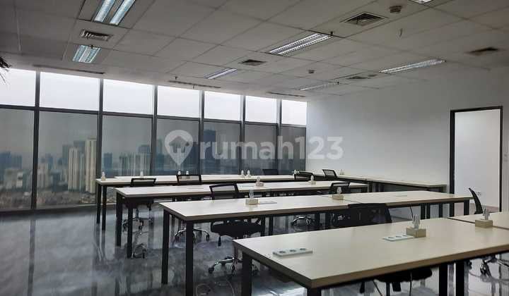 Sewa Kantor 212 m2 di RDTX Square Kuningan Semi Furnish, Nego