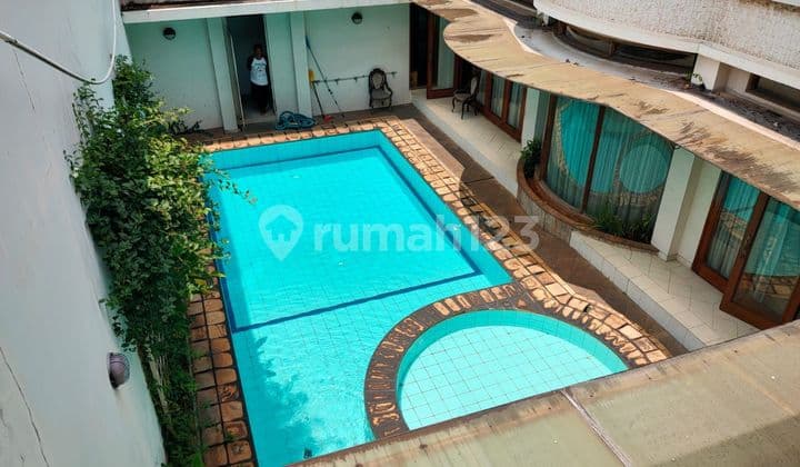 House with Restaurant Cafe Permit at Metro Boulevard, Good Location